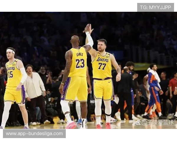 综合阵容深度与商业价值分析 湖人相较勇士更具竞争力